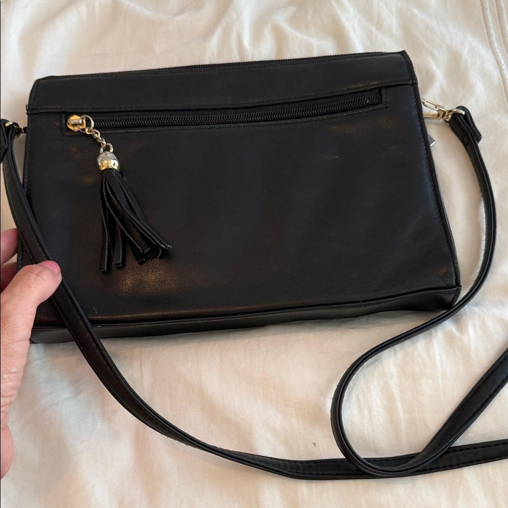 Vintage Tig Two by Tignanello Elegant Black Genuine LeatherWomen's Crossbody Bag